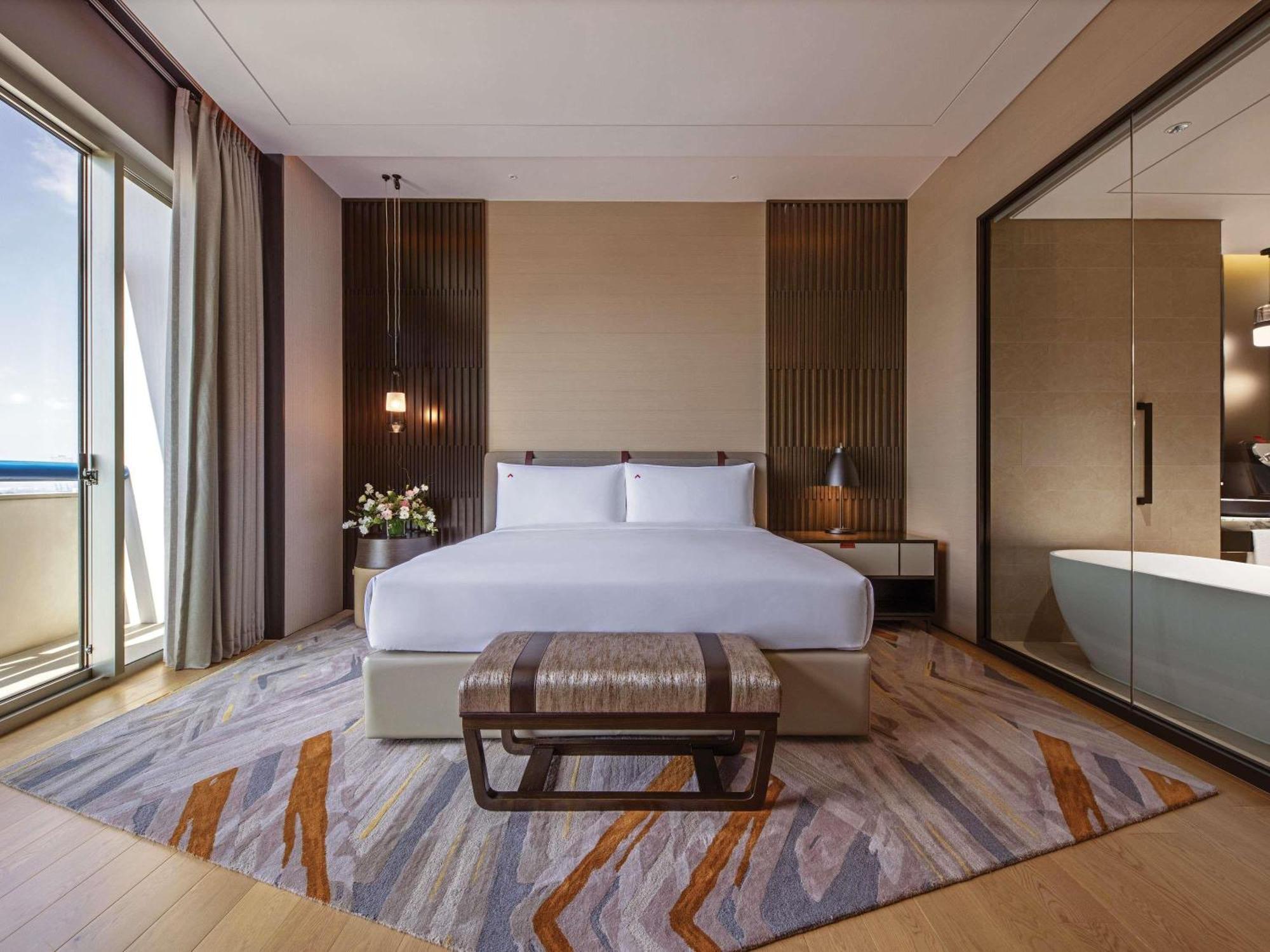Swissotel The Stamford Singapore