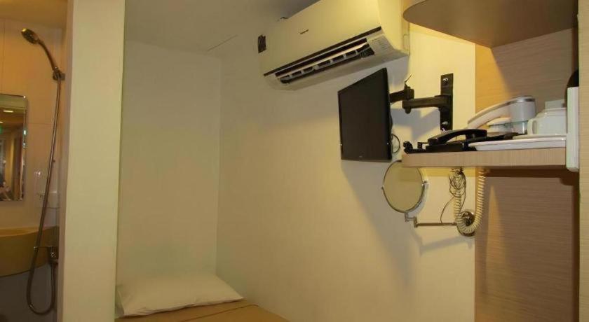 Hotel Arianna Singapore