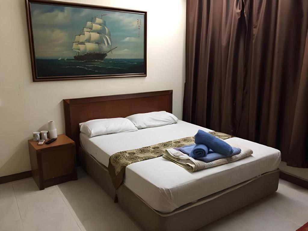 Lai Ming Cosmoland Hotel Singapore